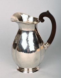 Poznańska galeria Stanisława Bogackiego oferuje dawną sztukę użytkową.