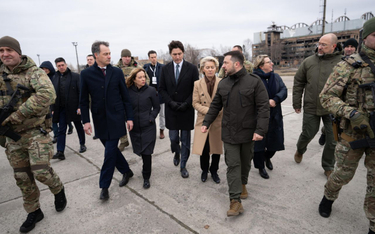 Od lewej: premier Belgii Alexander De Croo, premier Włoch Giorgia Meloni, premier Kanady justin Trud