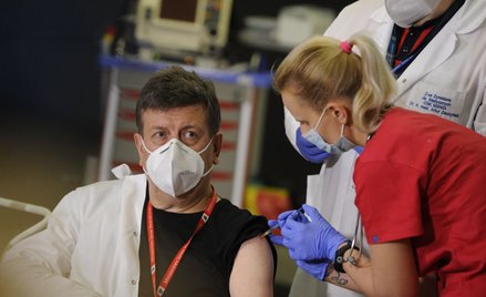 Polacy zaszczepią się na Covid na Wyspach