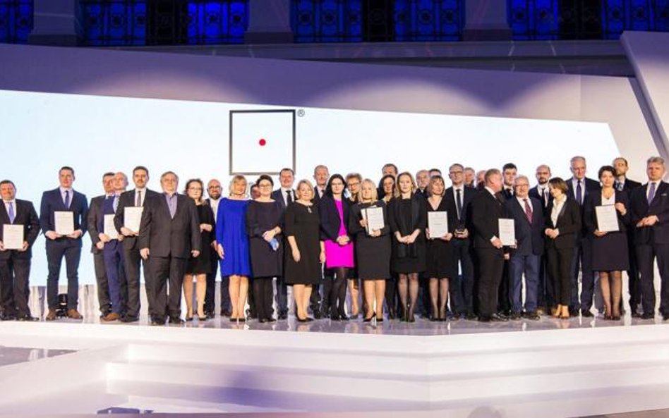 Laureaci i wyróżnieni podczas jubileuszowej gali, która odbyła się 1 marca w auli Wydziału Fizyki Po