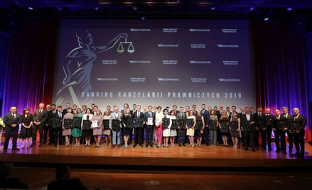 Ranking kancelarii prawniczych 2019 - Dentons, CMS i DZP wciąż największe
