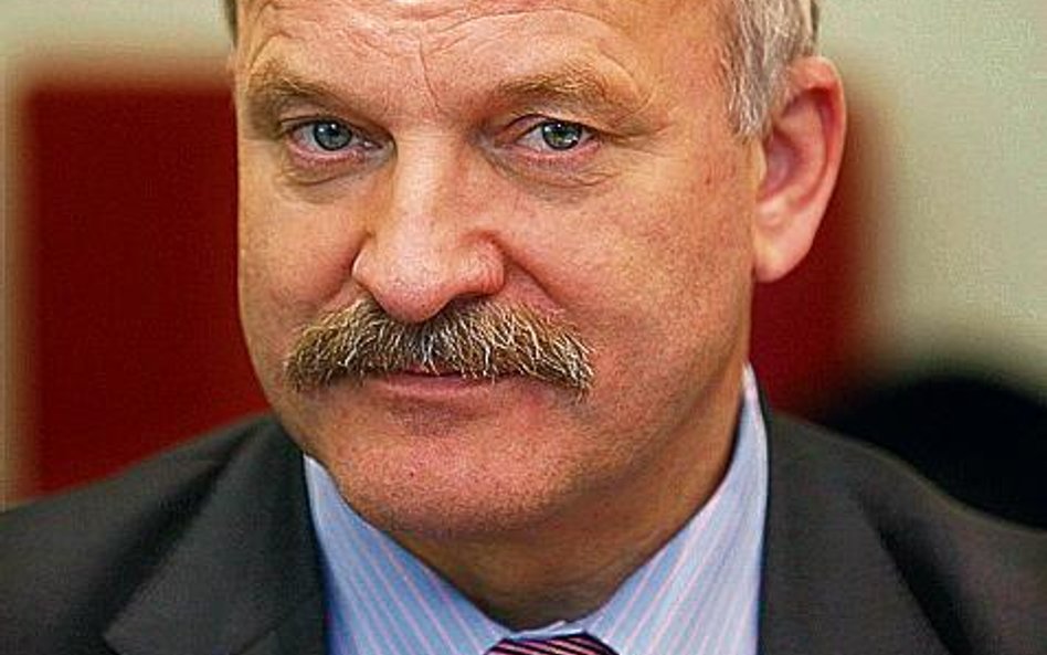 Podwyżki nie dla prezesów Lotosu