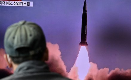 Korea Północna: USA przesadzają z reakcją na próbę rakietową