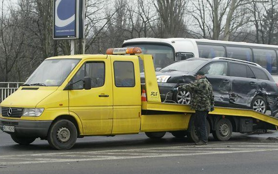 Prowadzący parking, wykonujący zlecone zadanie publiczne, może domagać się wynagrodzenia za cały okr