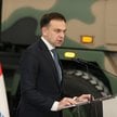 Minister finansów i gospodarki Andrzej Domański podczas spotkania i ogłoszenia decyzji dot. wsparcia