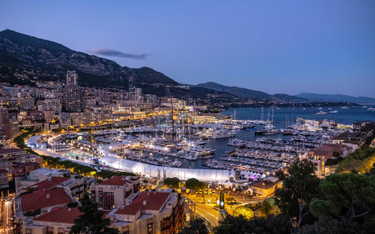 Przystań dla luksusowych jachtów w Monaco