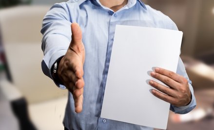 Aktywność rekrutacyjna firm w 2021 r. osiągała rekordowe poziomy, choć nie wszyscy nowi pracownicy m