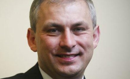 Grzegorz Napieralski i jego wystraszone córki z kampanią w tle