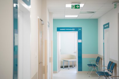 W ramach oferty wsparcia kondycji psychicznej dzieci i nastolatków w każdej miejskiej szkole zapewni