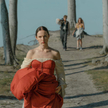 Lena (Martyna Byczkowska), marząc o filmówce, kręci odważny film z własnym udziałem