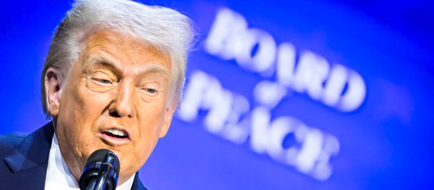 Prezydent Stanów Zjednoczonych Donald Trump podczas ceremonii ogłoszenia statutu Rady Pokoju, na 56.