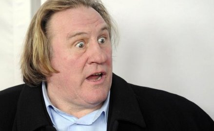 Depardieu oddał mocz na pokładzie samolotu