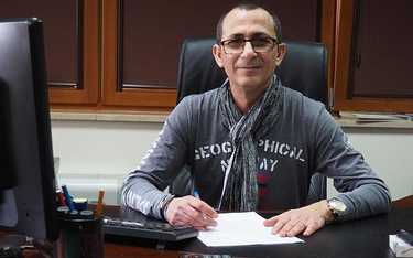 Semir Hamouda sprzedał znak handlowy swojej firmy, w nowym biurze podróży Sun & Fun nie będzie miał 