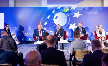 Dotacji starczy i na drogi, i na klimat