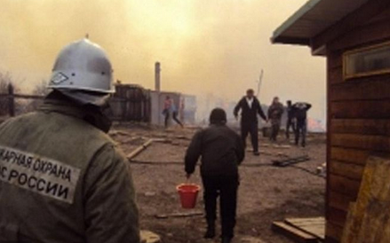 16 kwietnia – 33 osoby zginęły, a około 6000 zostało bez dachu nad głową po pożarach na Syberii.