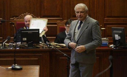 Czesław Kiszczak na rozprawie w sprawie wydarzeń w kopalni "Wujek" w 2010 r.