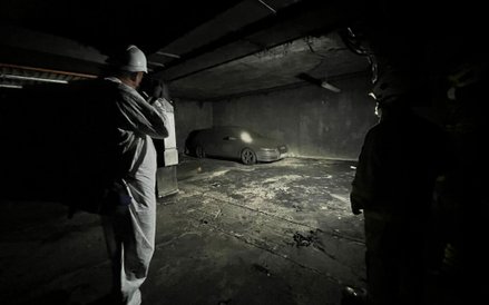 W garażu widać również ślady wody