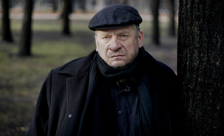 Leon Tarasewicz: Gubię sens poezji w audiobooku