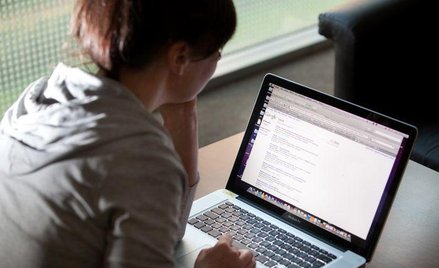 Telewizja naziemna traci na rzecz internetowej