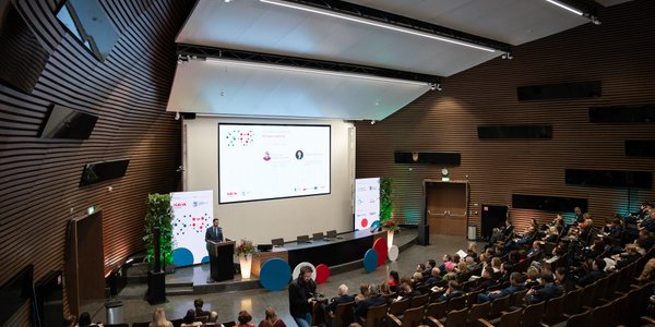 Polska nauka ma strategię umiędzynarodowienia