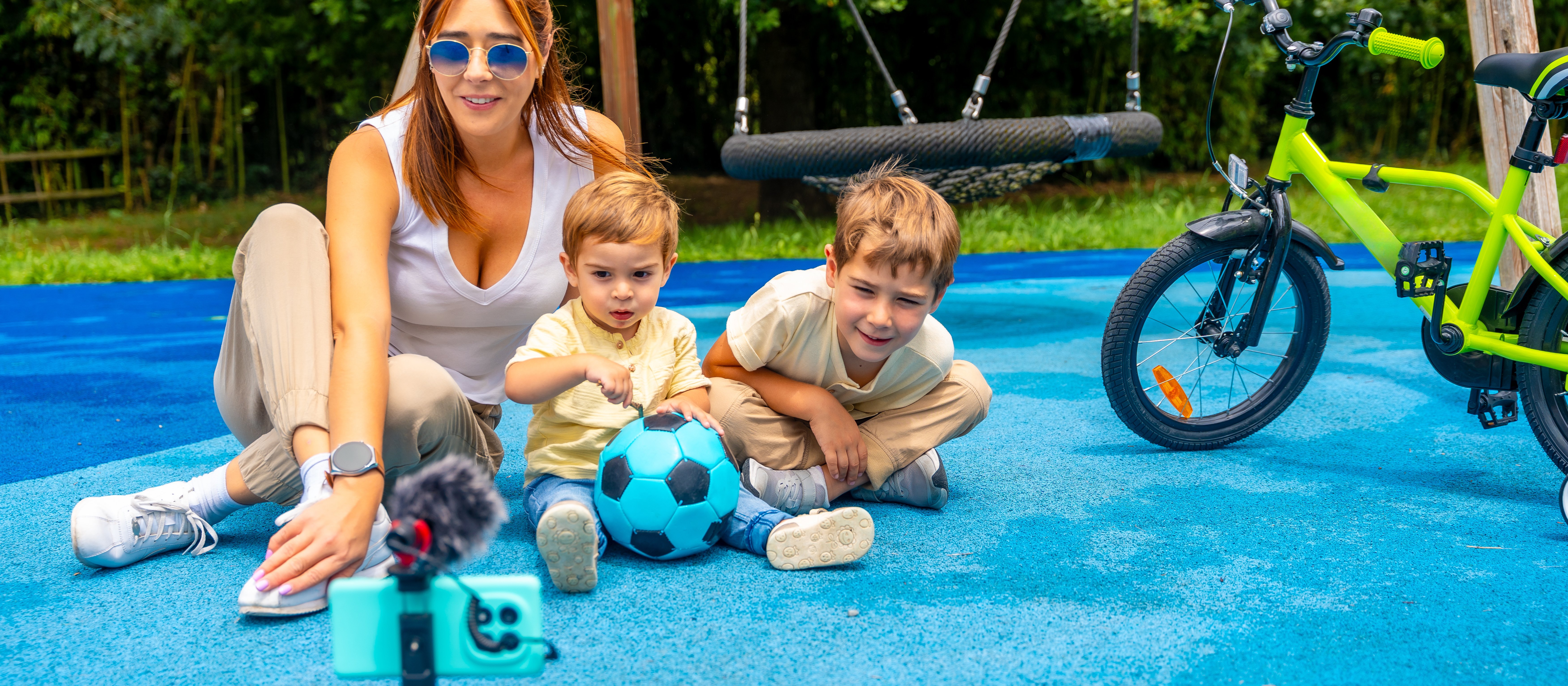 Paulina Szewioła: Mali pracownicy w sieci – czyli o zagrożeniach sharentingu