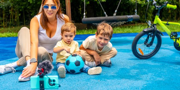 Paulina Szewioła: Mali pracownicy w sieci – czyli o zagrożeniach sharentingu