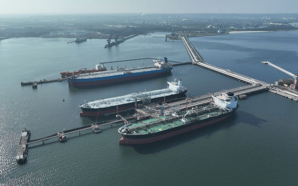 Gdański Naftoport to jedyny w Polsce terminal morskich przeładunków ropy i największy terminal przeł