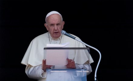 Papież: Przyjmijcie uchodźców. Poślijcie ich dzieci do szkół
