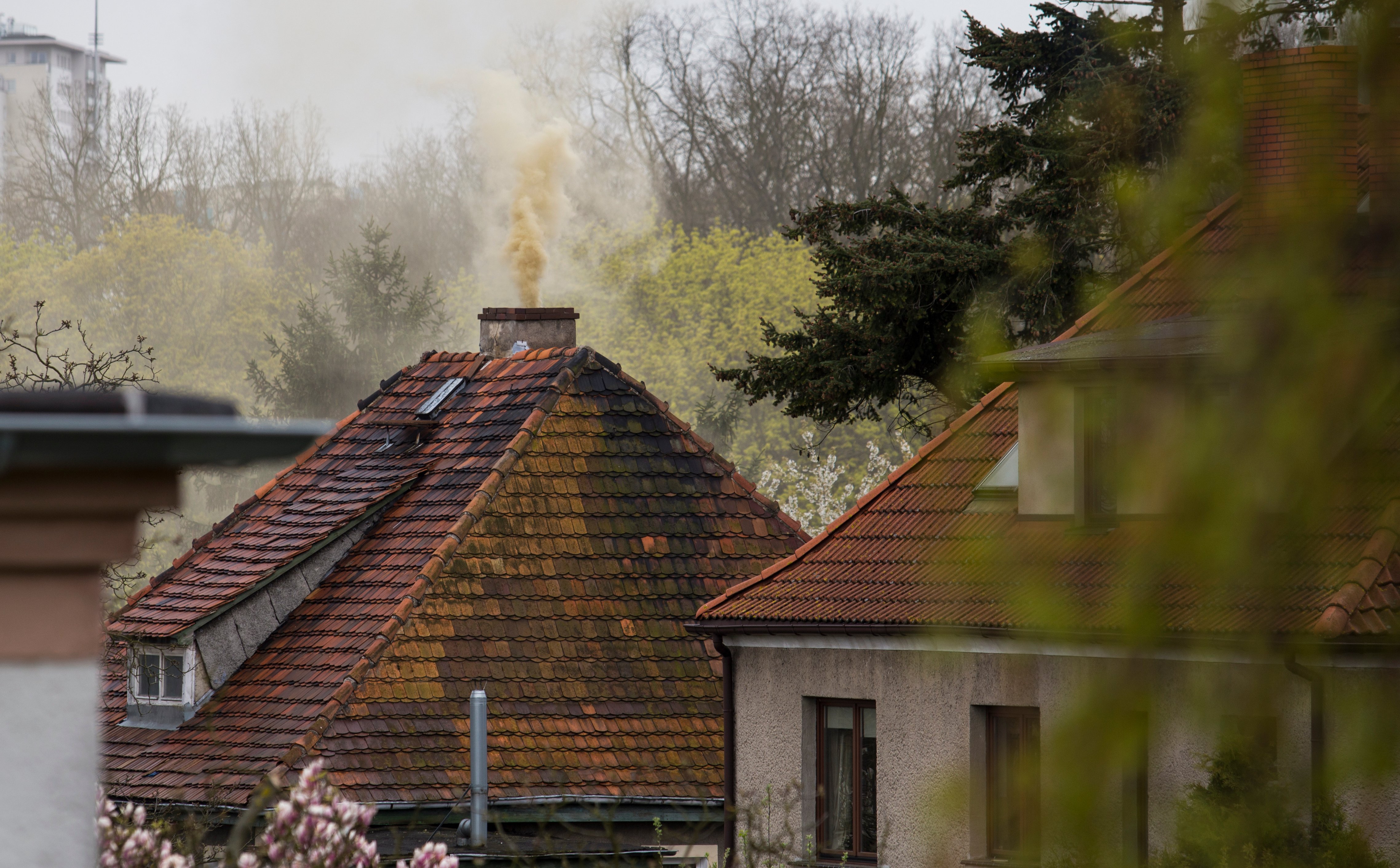 Local governments are not coping with the replacement of cinders