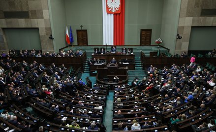 Giełda wsłuchana w obrady Sejmu