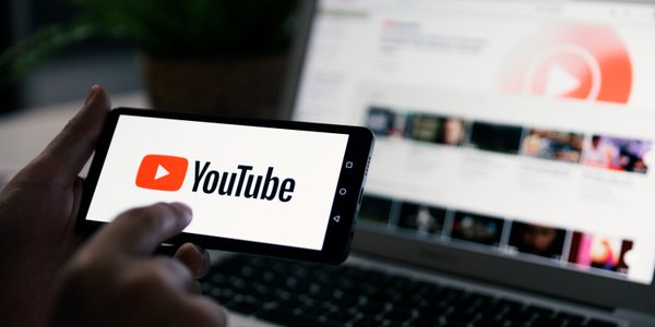 YouTube zapłaci nastolatkowi ugodą za szkody psychiczne — tuż przed procesem