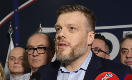 Zandberg: Dostęp do ochrony zdrowia jest w Polsce zależny od pozycji klasowej