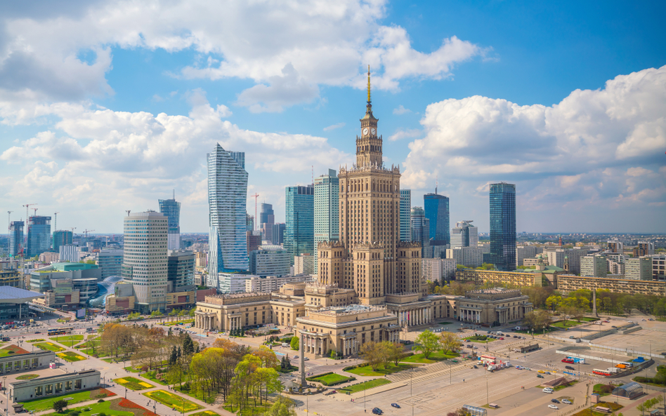 Warszawa pod koniec ub. roku zmieniła swój znak promocyjny. Ale zmian w herbie nie planuje