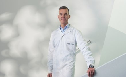 „Moja przygoda z zegarmistrzostwem rozpoczęła się dzięki dziadkom. Podczas II wojny światowej babcia