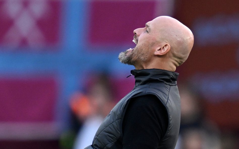 Erik Ten Hag pracował w Manchesterze nieco ponad dwa lata.