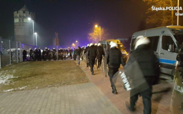 Po burdach na meczu Piasta Gliwice z Górnikiem Zabrze policja zatrzymała siedem osób