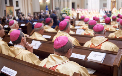Biskupi mają pojechać do Watykanu na przełomie września i października