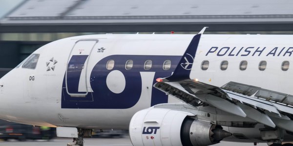 Zamknięte lotnisko w Wilnie. Samolotu LOT-u zsunął się z pasa