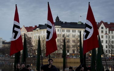 Finlandia: Swastyki na ulicach stolicy w dniu niepodległości