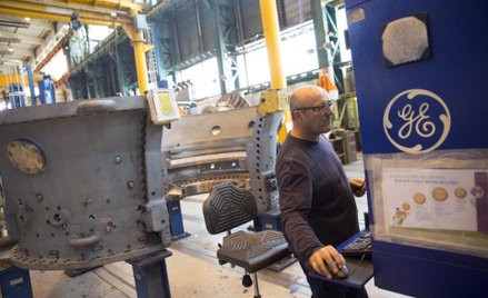 Kupno Alstoma dłużej pod lupą