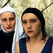 Reżyser Bruno Dumont pokazuje, że granica między szaleństwem, mistycyzmem a głęboką wiarą jest płynn