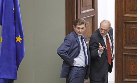 Wiceszef MON Bartosz Kownacki: Uczyliśmy Francuzów jeść widelcem