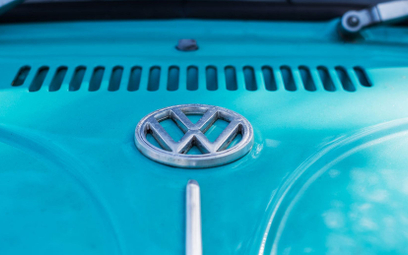 VW przekształca swoją fabrykę w RPA w klinikę do leczenia koronawirusa.