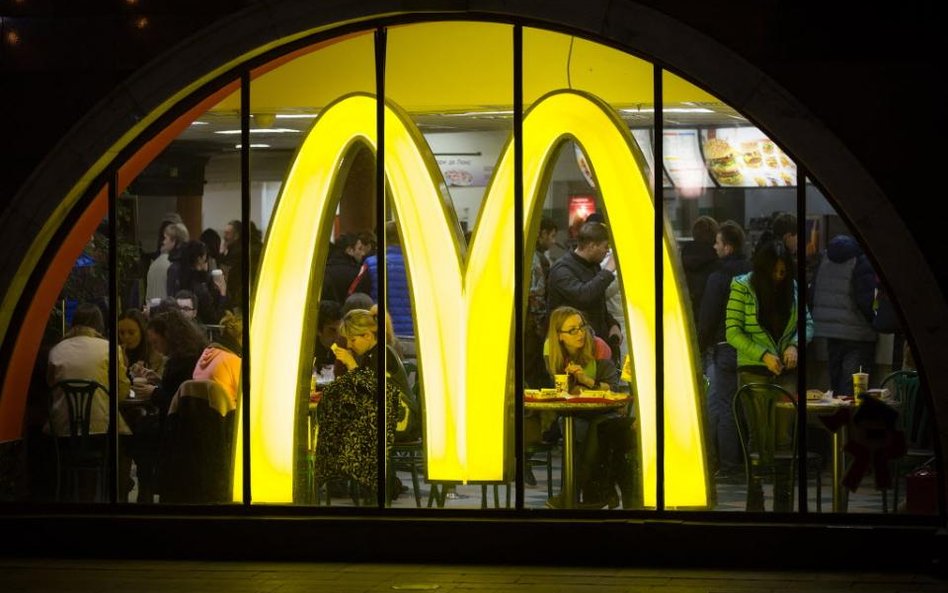 Pracownicy McDonald's protestują przed WZA