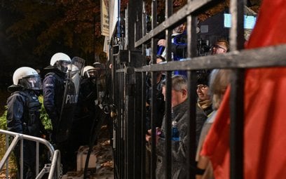Policja pojawiła się na terenie TK
