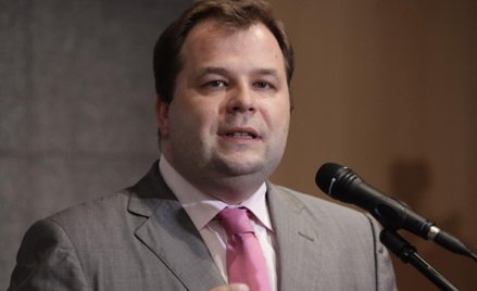 LOT dostanie mniej pieniędzy?