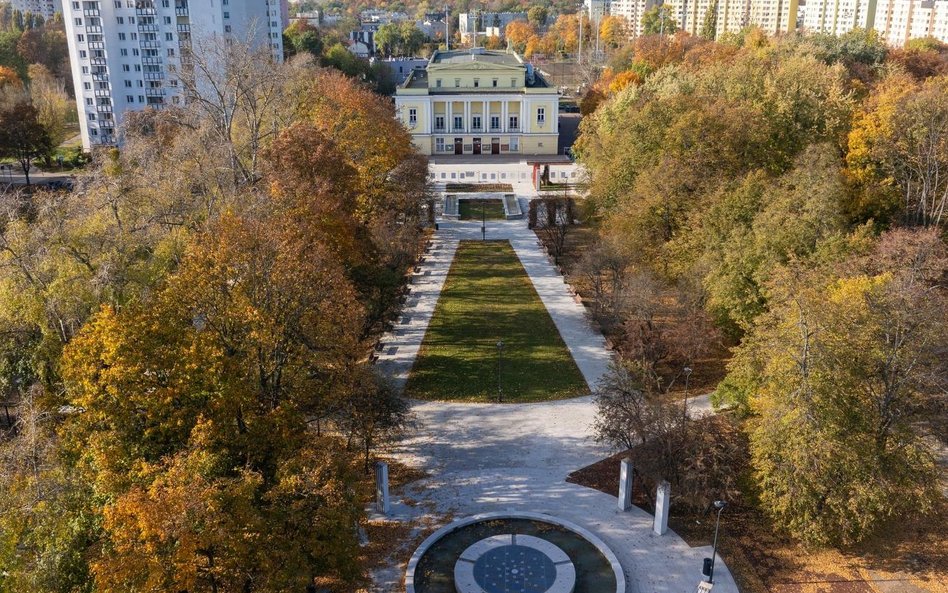 Głównym założeniem projektu jest kompleksowa odnowa alei głównej oraz pozostałych części parku.