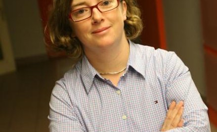 Drobna blondynka, która decyduje o miliardach