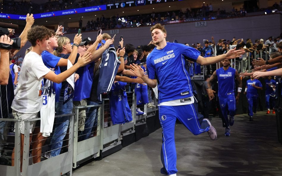 Amerykański świat koszykówki oszalał na punkcie Coopera Flagga. 18-latek został wybrany w drafcie z 