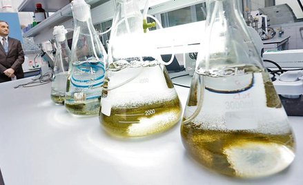 Wiele innowacji powstaje w laboratoriach naukowych. Potrzebne jest jednak mocniejsze wsparcie ich ko